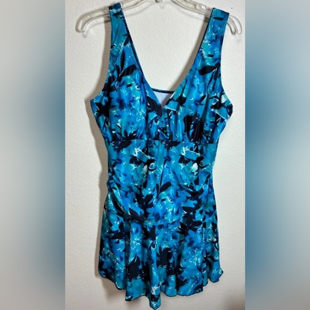 Elegant Blue Floral Bathing Suit C46